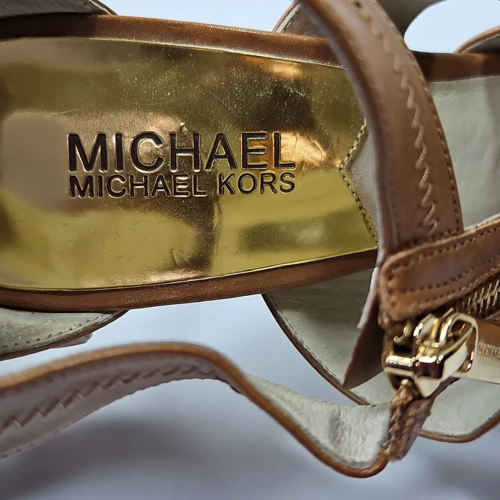 Michael Kors Berkley Plateform Brown Heeled Sandals Size 7.5 - Picture 2 of 8